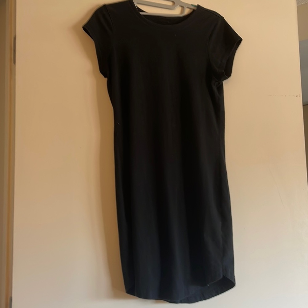 Lou & Grey signature soft black dress